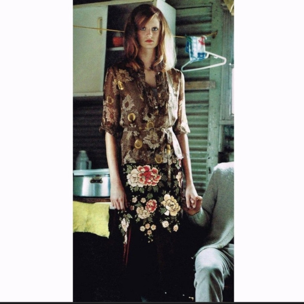ANTHROPOLOGIE Odille Magdalena Maroon Velvet Embroidered Skirt Sz 8-Holiday Fun!